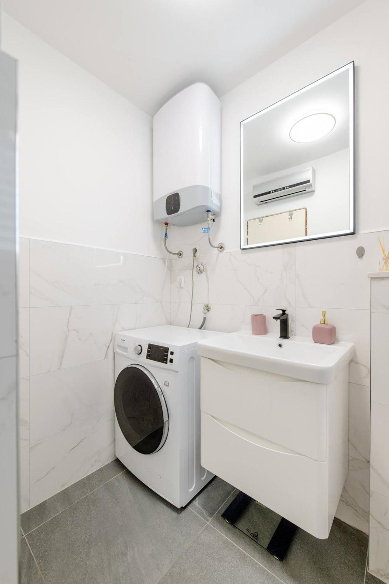 Apartamento Apartman Jam Solin Exterior foto